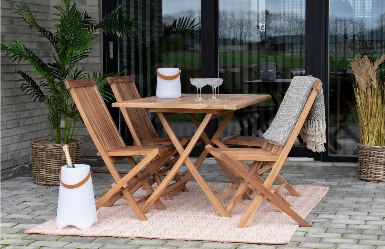 Nordic Living Přírodní dřevěná zahradní židle Kyron