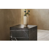 Hnědo šedý mramorový noční/odkládací stolek AUDO PLINTH 40 x 40 cm -fv-interier-25