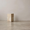 Béžový kamenný noční/odkládací stolek AUDO PLINTH 30 x 30 cm -fv-interier-25