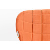 Oranžová sametová jídelní židle ZUIVER OMG -fv-interier-25