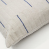 Bílo-modrý povlak na polštář Kave Home Blaina 45 x 45 cm -fv-interier-25