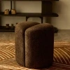 Hnědý puf Kave Home Nedilo Ø45 cm  -fv-interier-25