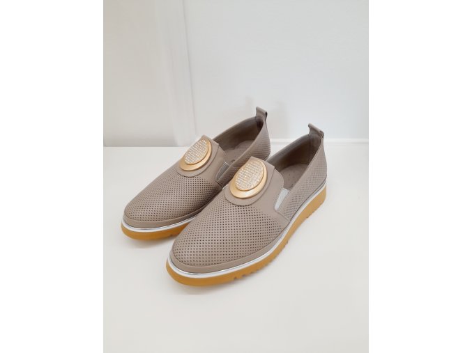 TuttoBene barna slipon