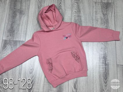 459274404 973970368076720 2297396878768037461 n