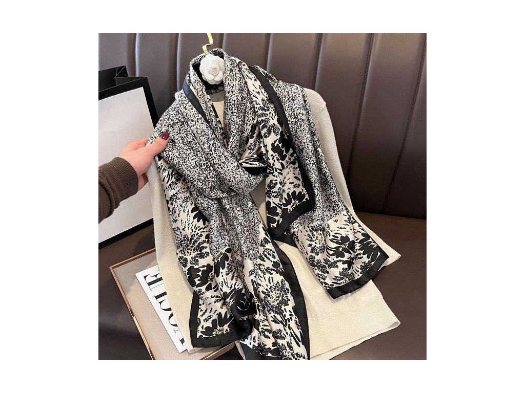 2023 180 90cm Luxury Brand Spring Summer Autumn Women Clothing New Fashion Color matching printed silk.jpg 640x640 (32)