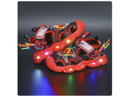 Dětské svítící sandály SPIDERMAN s plnou špičkou (vel. 21-30 EUR)