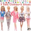 Šatičky a doplňky pro panenku Barbie - 10 ks (30 cm)