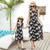 2024 Summer Mommy and Daughter Matching Clothes Dresses Fashion Beach Dress New Girls Sleeveless Dresses for.jpg 640x640.jpg (8)