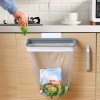 Přenosný odpadkový koš k zavěšení na kuchyňskou linku
