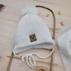 Dvouvrstvá pletená čepička na zavazování + šál s bambulky, bílá (Velikost 56/62 (0-3m))