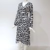 Dámské šaty s leopardím vzorem, 3/4 délka
