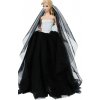 Různé druhy dlouhých šatů pro Barbie