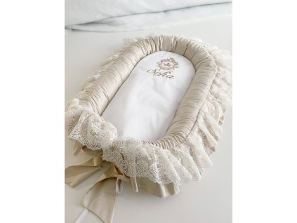 hnízdečko s krajkou