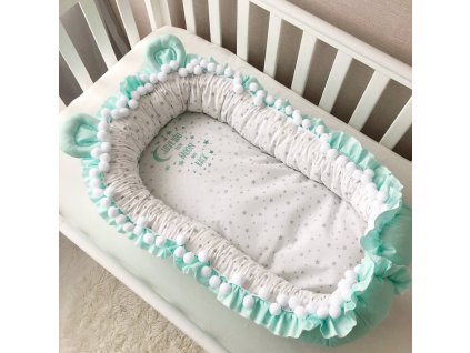 hnízdečko pro novorozence v moderním designu