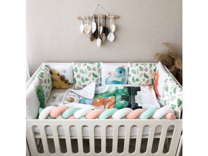 Ochranný polštářkový mantinel pro chlapečka