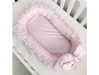 hnízdečko pro miminko jako součást výbavy do postýlky