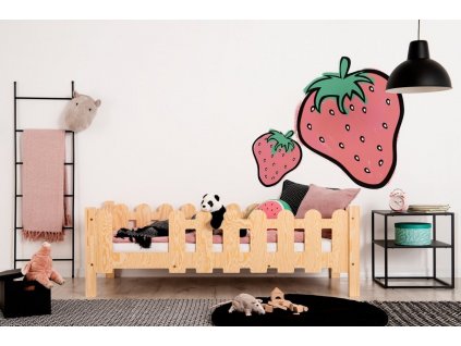 Dětská postel z masivního dřeva v přírodní barvě Olaf B