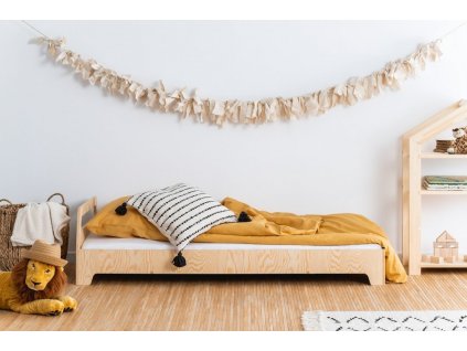 Dětská postel z masivního dřeva v přírodní barvě Kiki 2