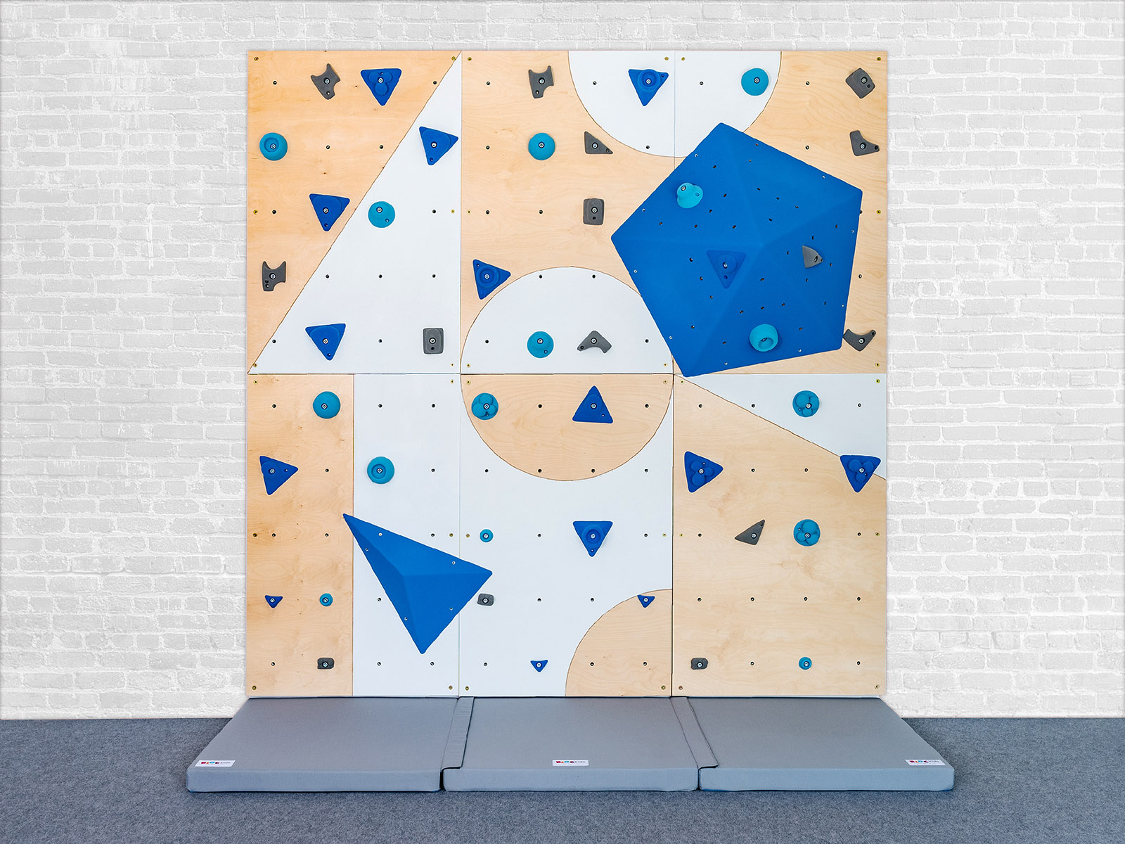 Lezecká stěna do dětského pokoje s žíněnkou BLOCKids 4 Barva úchytů: Modrá