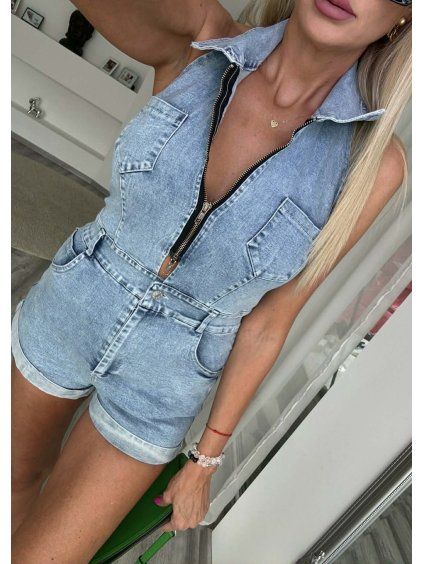 a051c7d6 c2b3 4a8c 8600 dae056060827