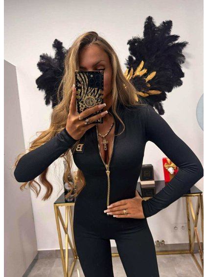 1b35044d 035a 4e6a 8417 cdaa0931d722