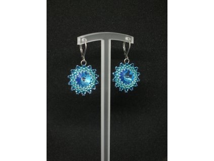 Elegantní šité náušnice Laguna