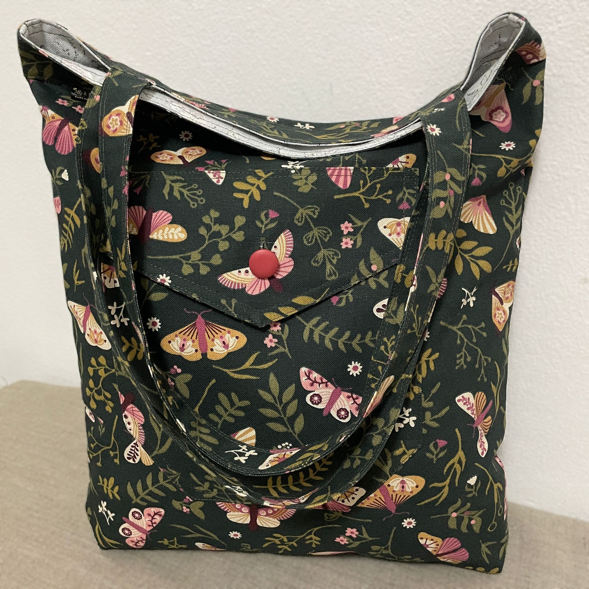 Látková taška přes rameno s kapsou motýli a květiny