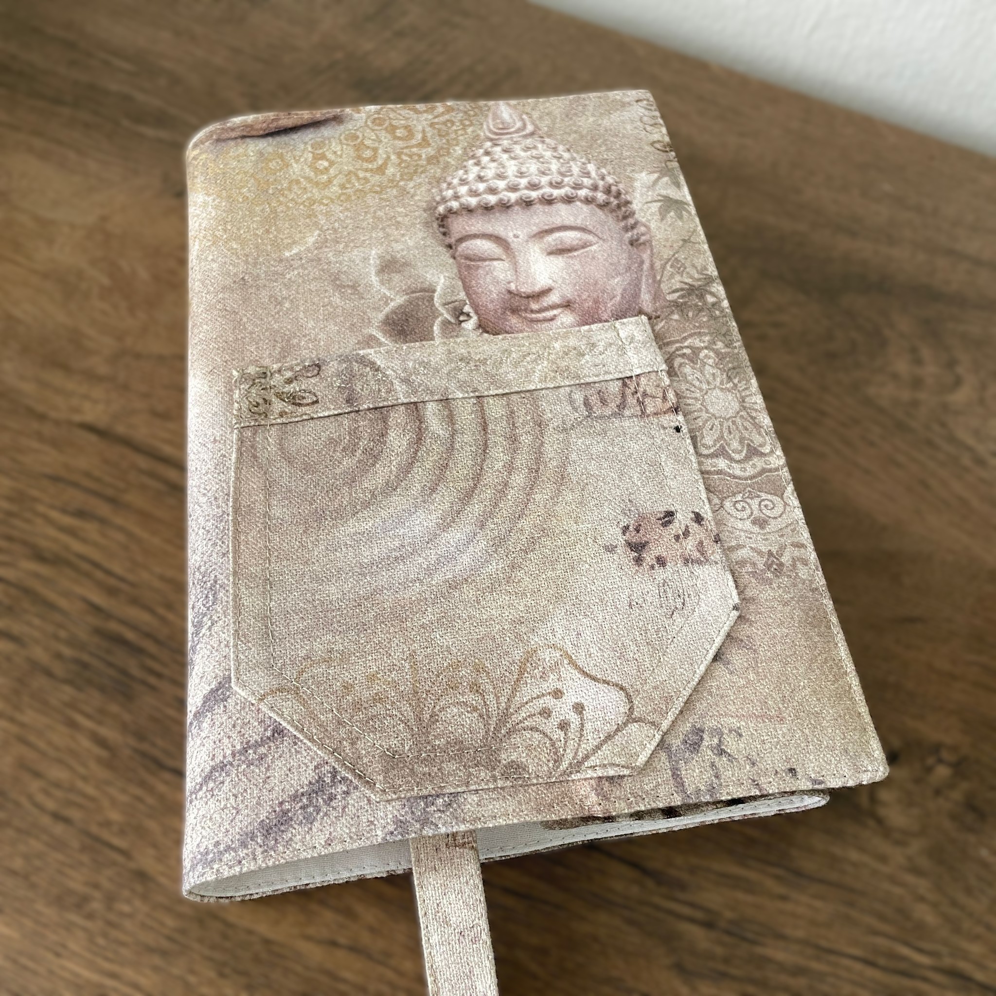 Obal na knihu - Buddha