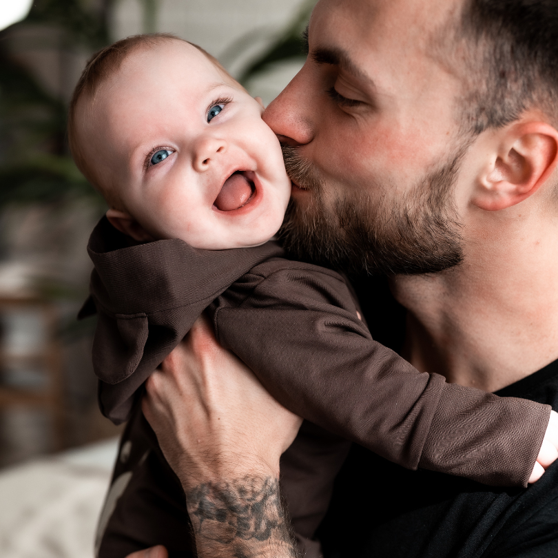 Role tatínka po narození miminka a ve výchově dětí