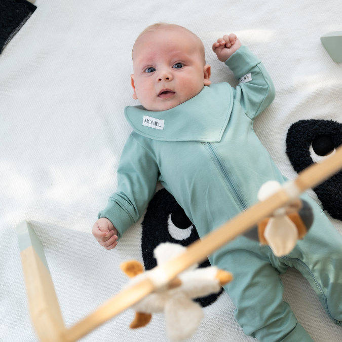 Tipy na cvičení a aktivity pro miminka od narození cca do 3 měsíců