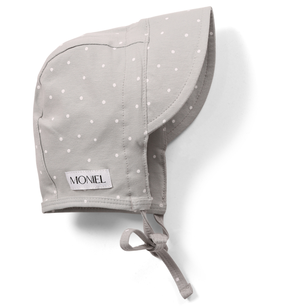 Moniel Dětská rostoucí zavazovací čepice s kšiltem Dots šedá Velikost: 2-24 M