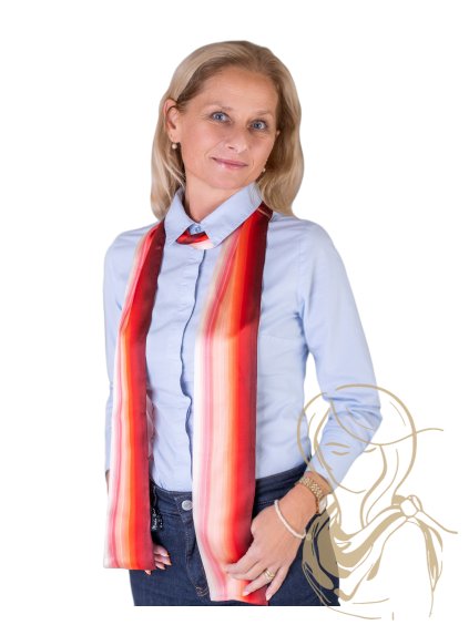 hit sezony 2025 ve světě hedvábí, twilly šátek, přechod barev gradient v červené