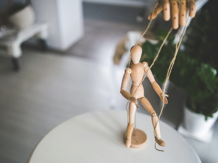 Riziko-vztahu-s-narcisem