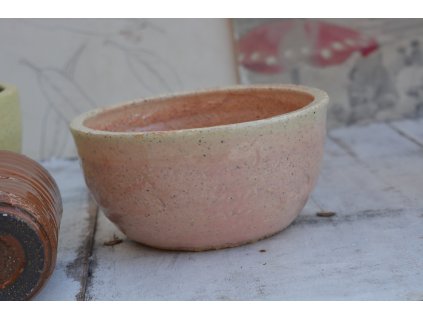 Růžová miska z hrubé hlíny, dezertní