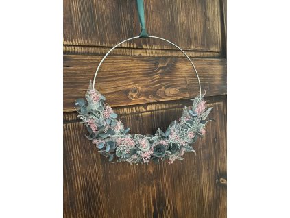 Stabilizovaný věnec s eukalyptem