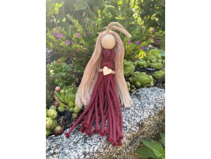 Andělka v dlouhých šatech - více barev