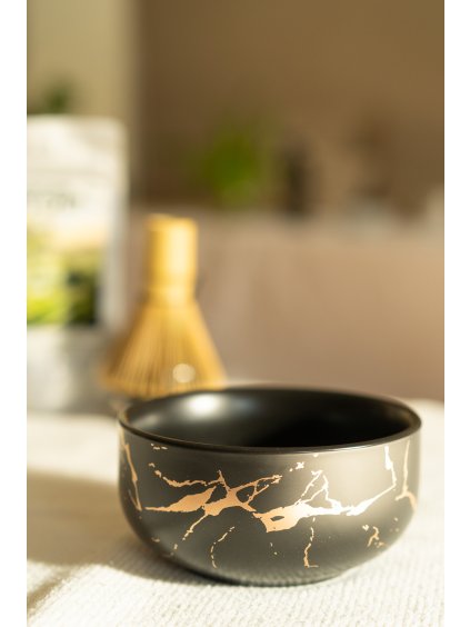 Tradičná japonská miska na matchu Kiniro