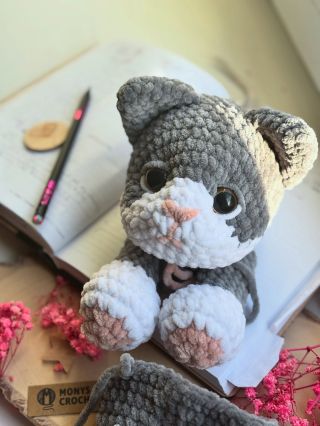 Pýtala som sa vás na radu, čo mám uháčkovať ako ďalšie a prišli mi krásne nápady (dokonca mám rozpracované ešte 2 projekty...