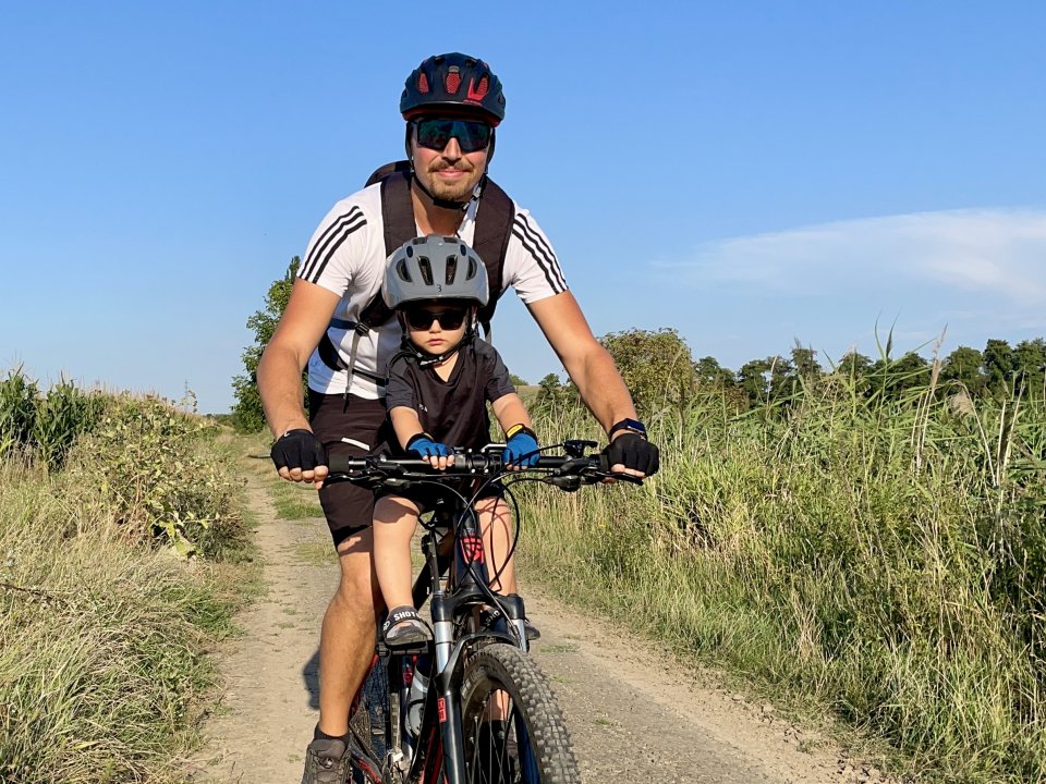 RECENZE: Posaďte prcka na sedlo Shotgun 2 a dopřejte mu maximální zážitek z jízdy!