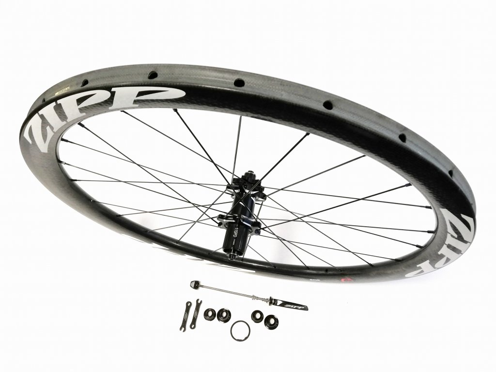 Zipp 303 disk outlet