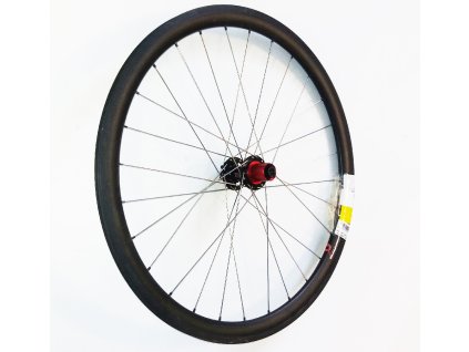 Zapletené kolo zadní Rose carbon