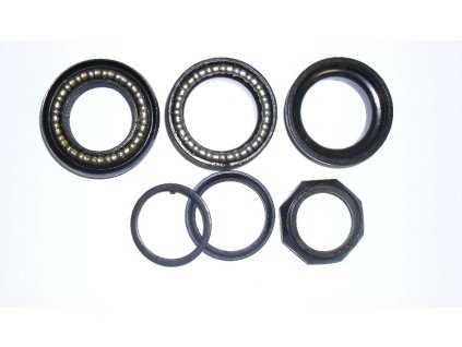 Hlavové složení černé ocel