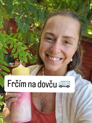 Frčím na dovču, a tak nemá kdo posílat balíčky. Vrátím se 16.9. a postupně budu balíčky odesílat. Pokud nutně potřebujete...