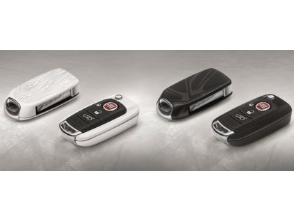 Fiat Tipo Kryty na kľúče, bielo strieborný a lesklo čierny