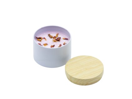 aromatizovana svicka bila otevrena