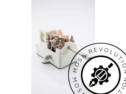 Křížový přepínač - Mosarevolution