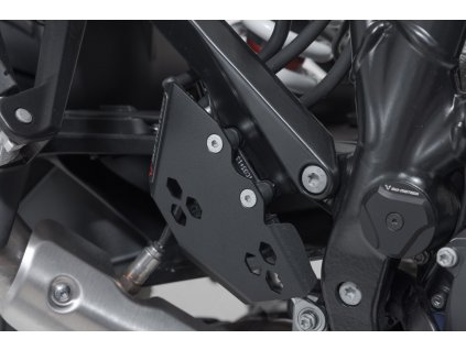 kryt brzdové pumpy SW-MOTECH pro KTM 1290 Super Adventure (21-)