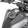 objímka GIVI BF60 pro úchyt tankruksaku GIVI "TANKLOCK" na víčko nádrže Yamaha MT-07 700 (21-)