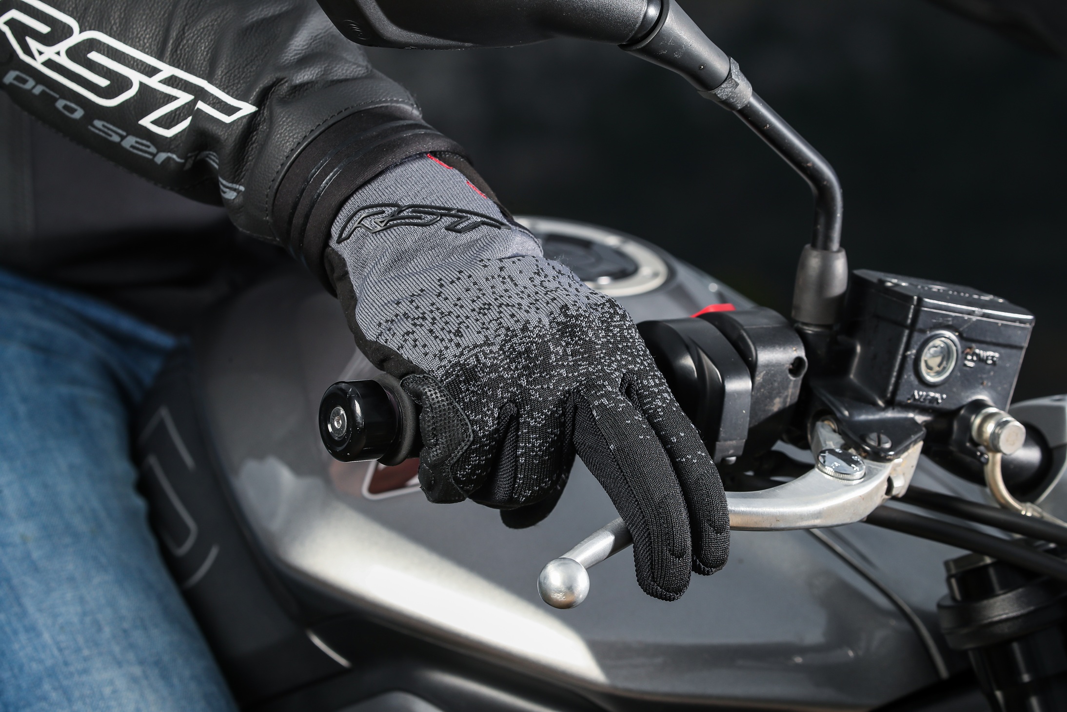 K-Sport Glove
