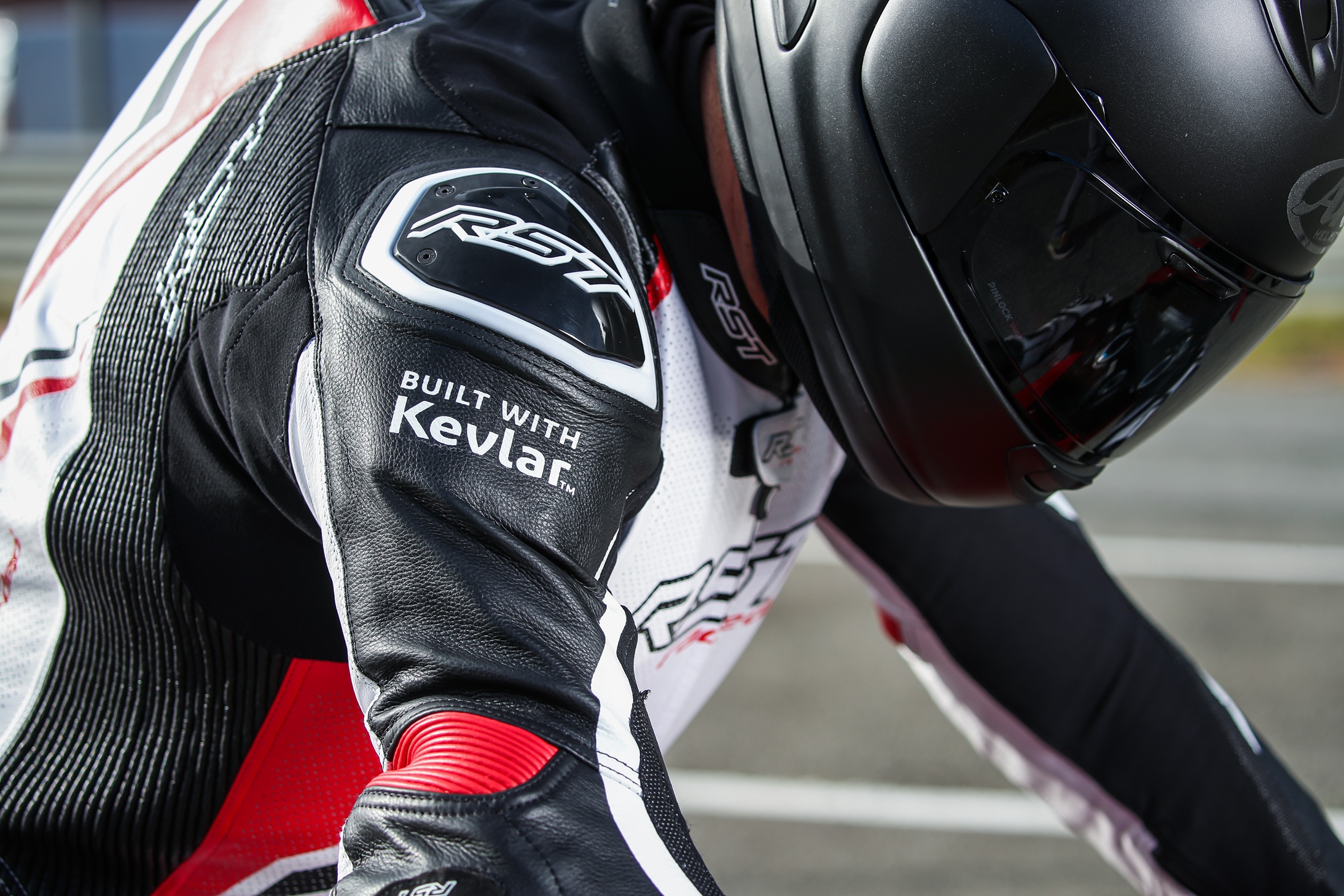 RST V4.1 Suit Red
